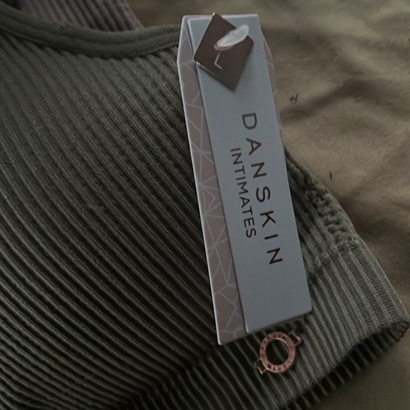 Danskin Intimates 2Pack Bras - Picture 2 of 3